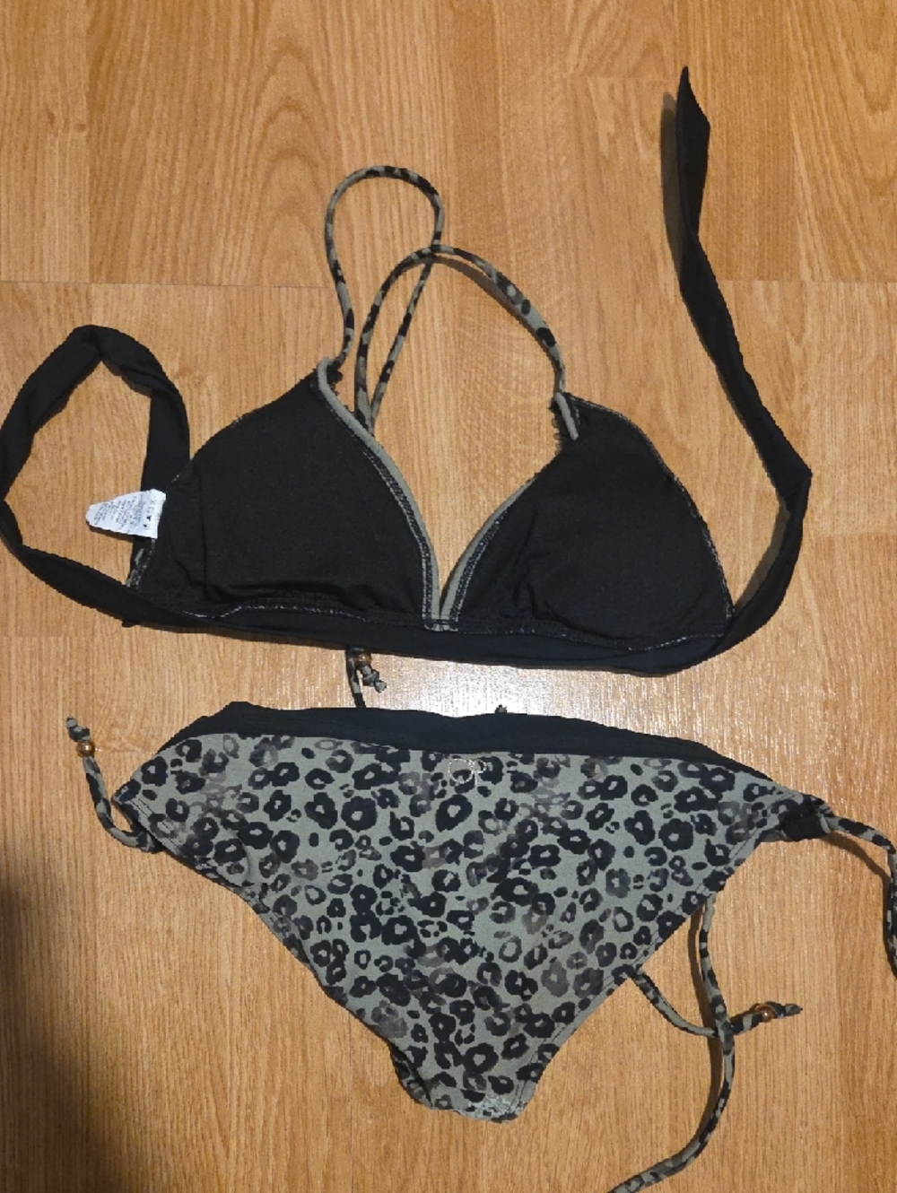 dELiA*s Black & Olive Leopard Triangle Bikini Top - Picture 3 of 3